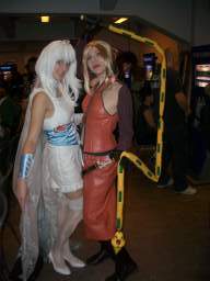 Der var ikke helt så mange spilrelaterede cosplayere i år som i 2006, men her er fx en pige som Quistis Trepe fra <a href='info/soeg?titel=Final Fantasy VIII&_submit=1'>Final Fantasy VIII</a>. 38/278