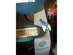 Dreamcast Kiosk Surf & Play (DC)   © Sega 1999    2/5