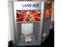 Game Boy Display Double (GB)   © Nintendo 1988    3/9