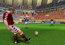 FIFA World Cup 2002 (GCN)   © EA 2002    2/3