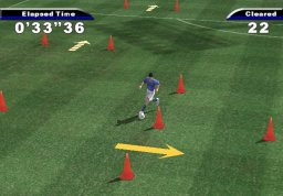 Pro Evolution Soccer 2 (PS2)   © Konami 2002    2/5