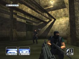 SWAT: Global Strike Team (XBX)   © VU Games 2003    4/6