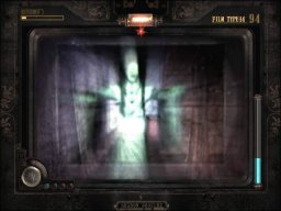 Fatal Frame 2: Crimson Butterfly (PS2)   © Tecmo 2003    3/4