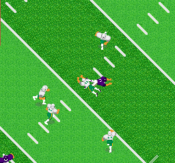 Super Play Action Football (SNES)   © Nintendo 1992    3/3