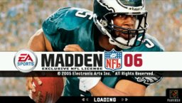 Madden NFL 06 (PSP)   © EA 2005    2/6