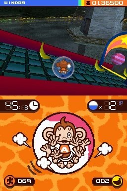 Super Monkey Ball: Touch & Roll (NDS)   © Sega 2005    2/6