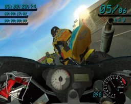 TT Superbikes: Real Road Racing (PS2)   © Jester 2005    2/6