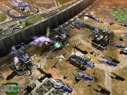 Command & Conquer 3: Tiberium Wars (PC)   © EA 2007    2/5