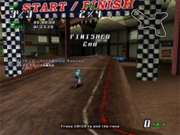 Moto X Maniac (PS2)   © Phoenix Games 2007    3/3