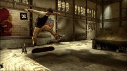 Tony Hawk's Pro Skater HD (X360)   © Activision 2012    2/3