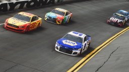 NASCAR Heat 5 (XBO)   © Motorsport Games 2020    2/3