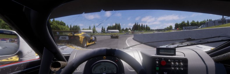 <h2 class='titel'>Project Motor Racing</h2><h2 class='score'>5/10</h2><div><span class='citat'>„...potentialet er der, og hvis fans fra hele verden, lige så beslutsomt som med andre af genrens sværvægtere, sætter sig for at løfte det hele, kan der potentielt være en god oplevelse gemt her.“</span><span class='forfatter'>- Gamereactor EU, Gamereactor</span></div>